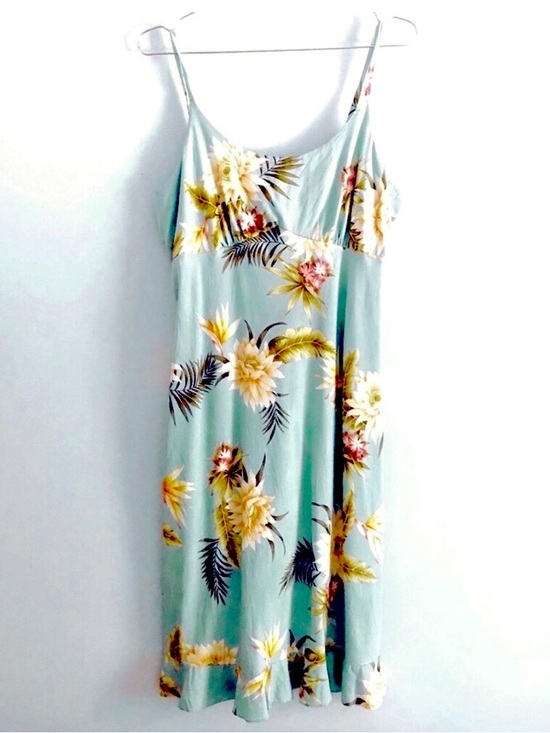 Two Palms Dresses & Skirts - Two Palms Light Green Floral Midi Slip Dress